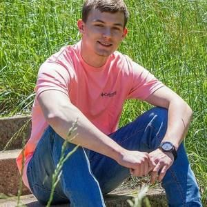 Meet your Posher, Jonathan